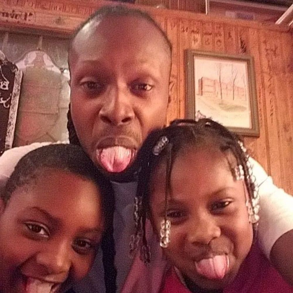 Meet your Posher, Travis